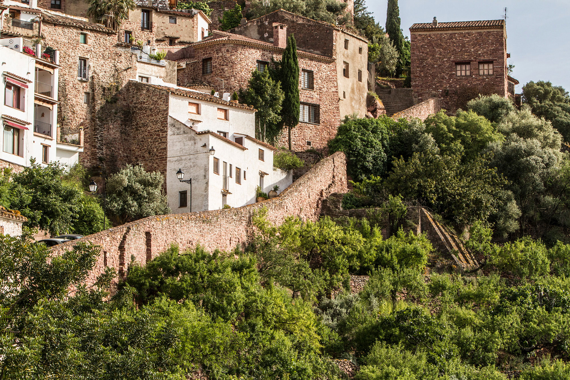 La tranquil·litat de viure en un poble